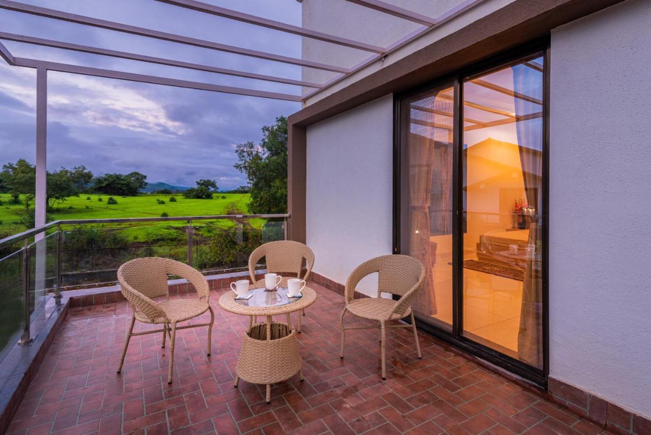 Saffronstays Aster, Plunge Pool Villa With Garden, Lonavala Exterior photo